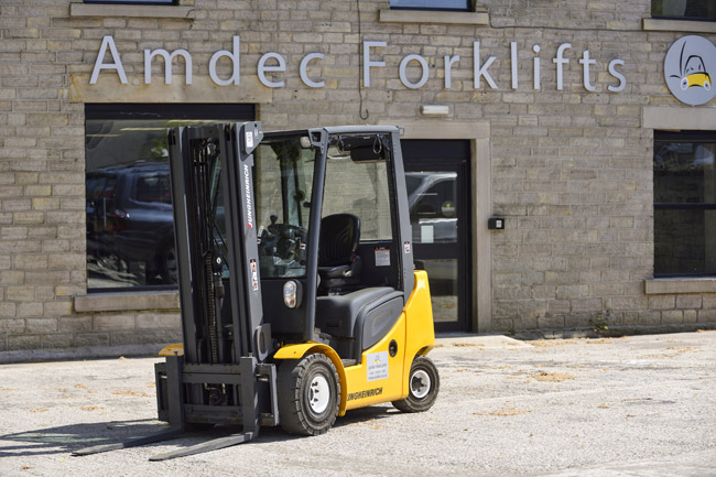 Amdec Forklift Trucks Manchester Showroom